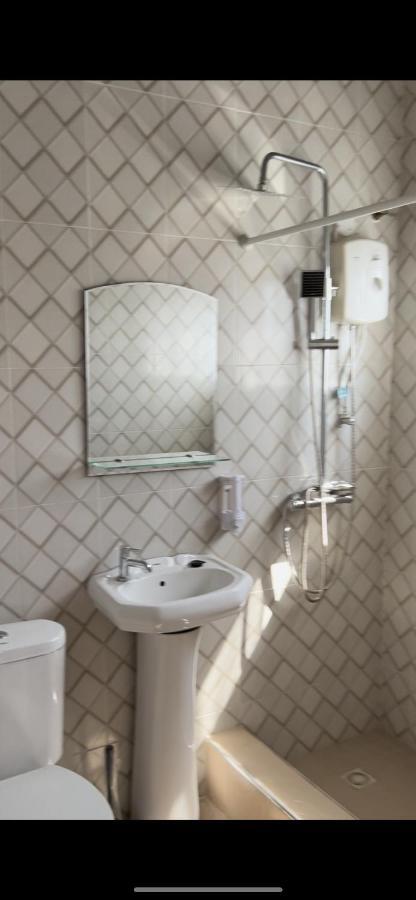 Queen'S Hill Lodge Gbawe Экстерьер фото